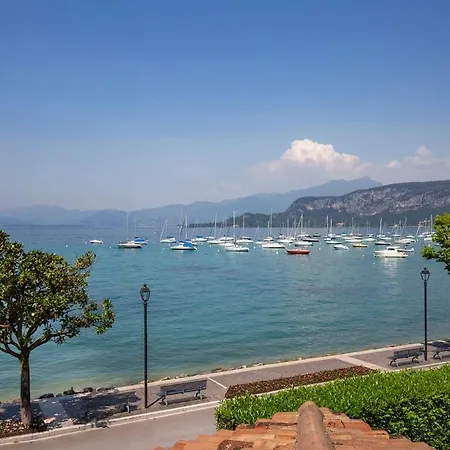 Yachting Lakefront * Bardolino